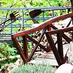 Hotel Stonehouse Byipek Hotel