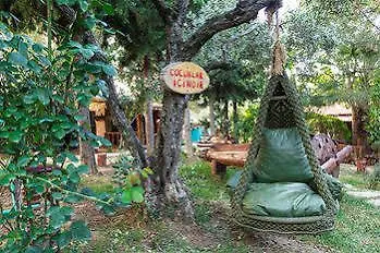 Stonehouse Byipek Hotel